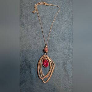Elegant Gold and Red Pendant Necklace